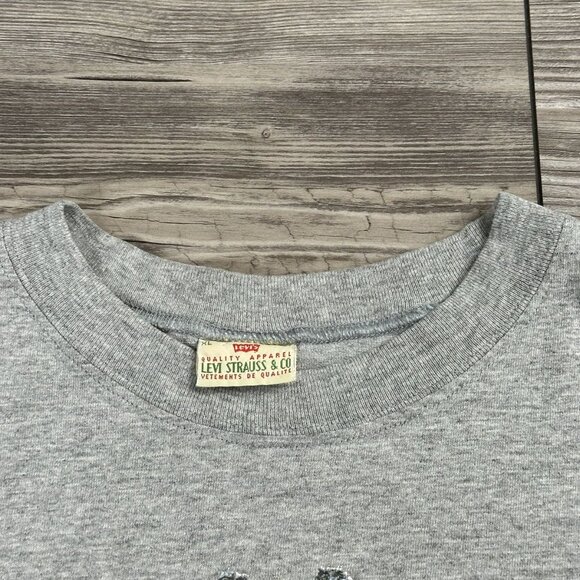 Vintage 90's Levi’s Hooped Longsleeve - Picture 5 of 5